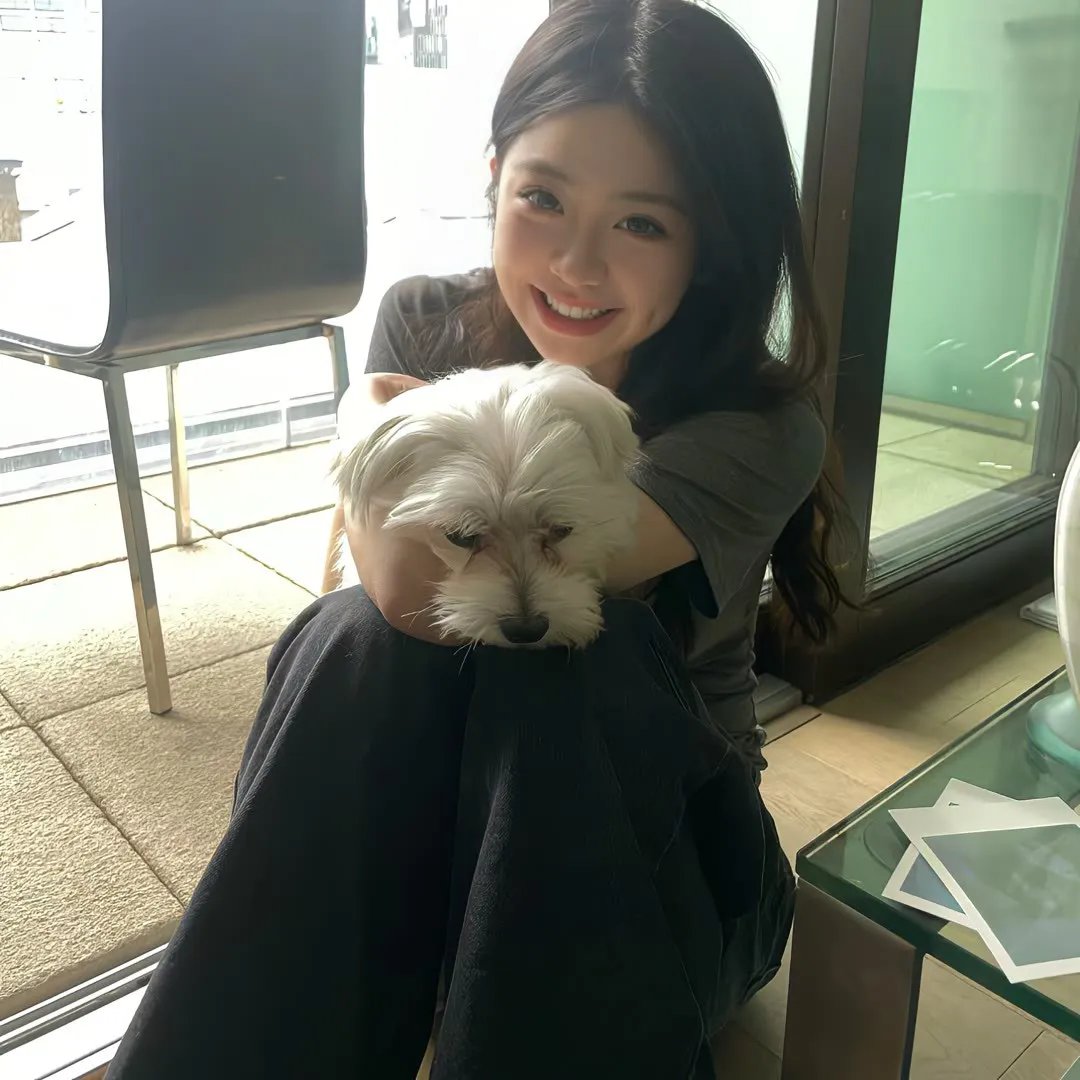 饥荒全村吃草根,我带全家顿顿肉